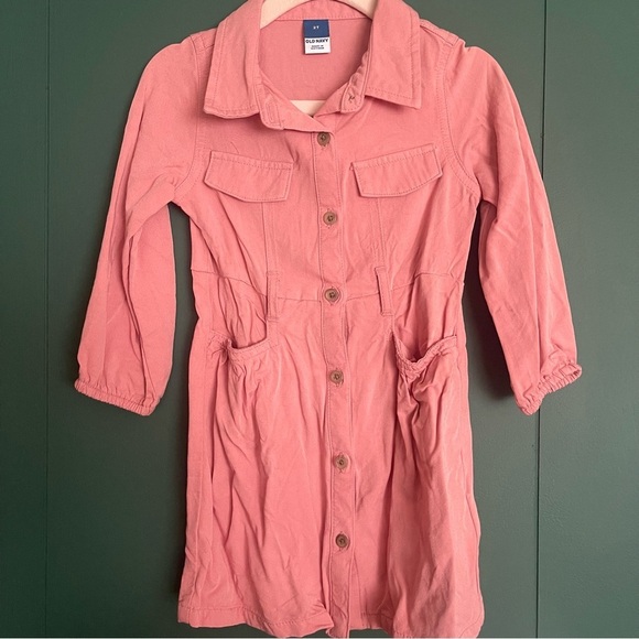 Old Navy Other - Old navy Kids Pink Button-Up dress size 2t